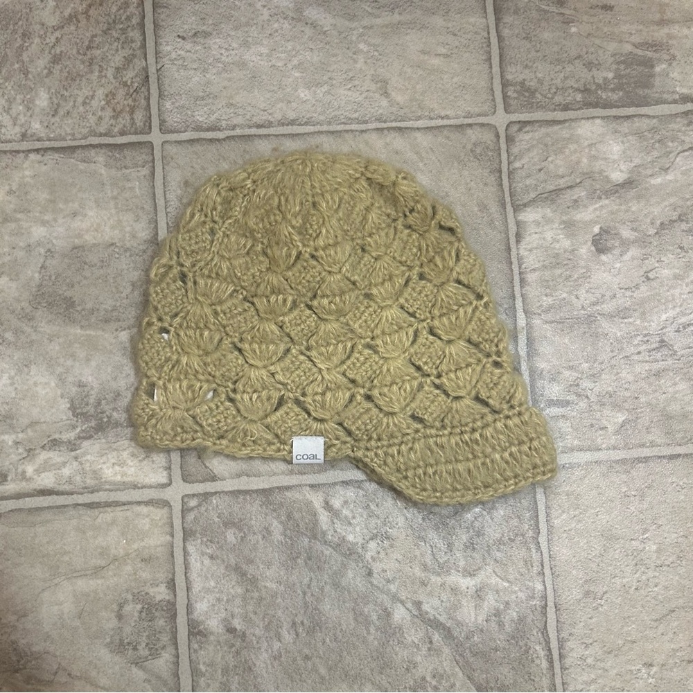 Coal knit tan beanie